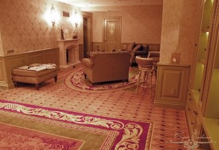 Шерстяной ковёр в гостиную 021 в стиле - классика